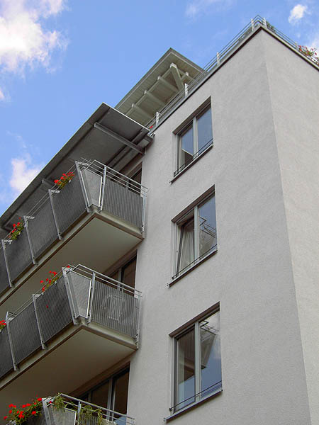Bauprojekt: Mehrgenerationen-Haus Köln-Neuehrenfeld, 30 Wohneinheiten, Pflegewohngemeinschaft für 7 Bewohner