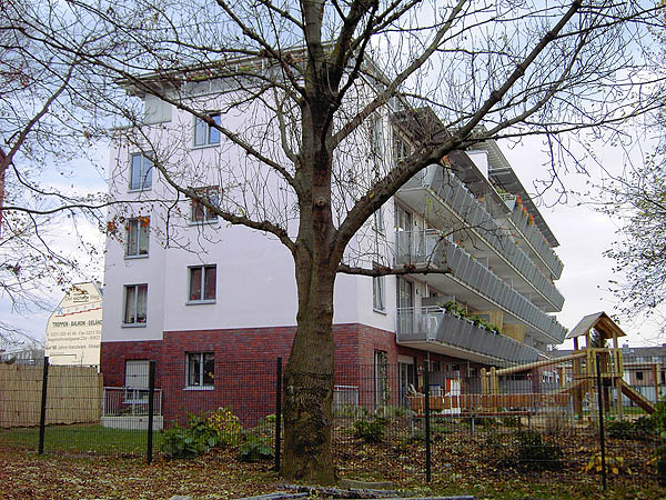 Bauprojekt: Mehrgenerationen-Haus Köln-Neuehrenfeld, 30 Wohneinheiten, Pflegewohngemeinschaft für 7 Bewohner